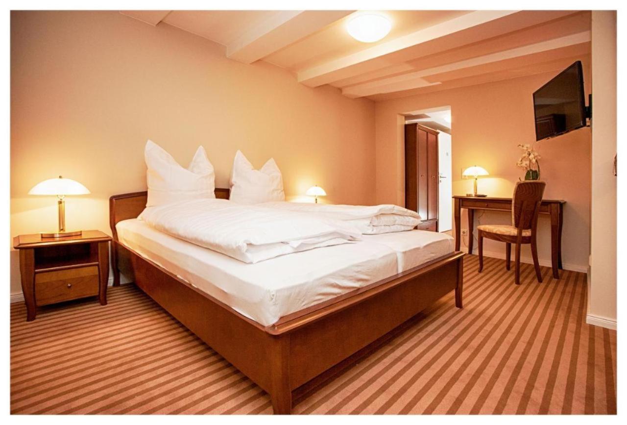 Hotel Restaurant Postillion Velpke Esterno foto